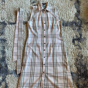 Burberry button up dress size 8